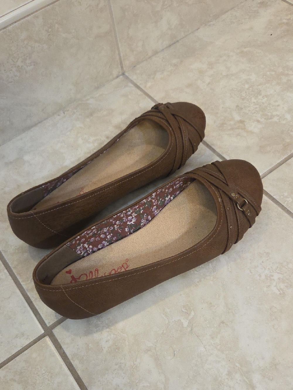 Wide-sized Jellypop Brown Women's Slip-On Ballet Flats with Decorative Buckle